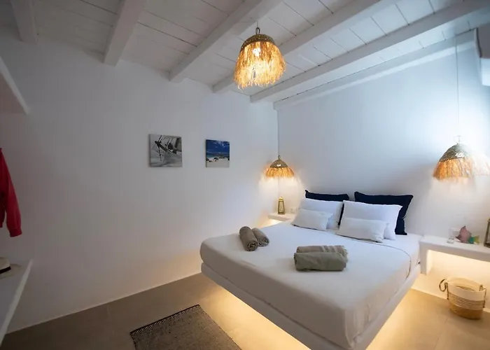 Superior 3 Beachfront Hot Tub And Seaview * פנורמוס מיקונוס