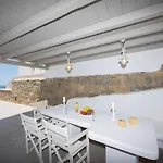 Superior 3 Beachfront Hot Tub And Seaview Apartment *